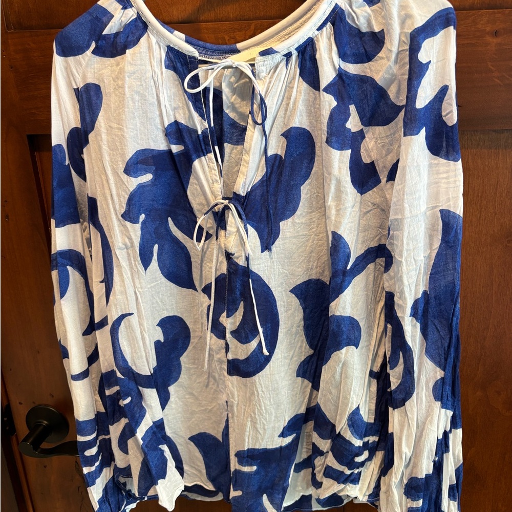 H&M Blue and White Floral Blouse